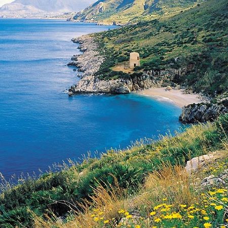 La Casetta Nel Porto Castellammare del Golfo Buitenkant foto