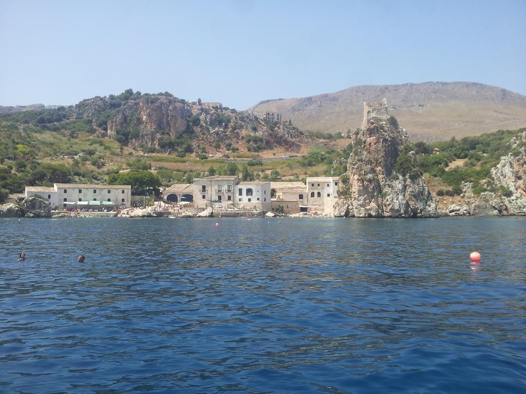 La Casetta Nel Porto Castellammare del Golfo Kamer foto